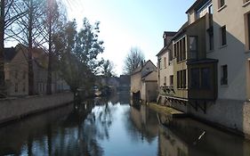 Le Petit Paradis
